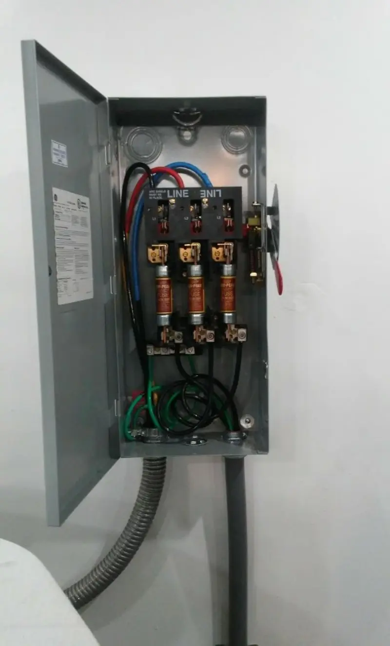 Three-phase disconnect switch installed for Electrical Wiring & Rewiring in Bartlesville